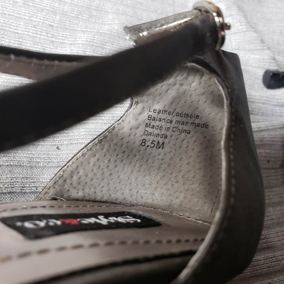 Style & Co Women's size 8.5 Gray Satiny 3.5" Peep Toe Jewel Heels - Picture 8 of 9